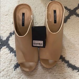 Forever 21 block heels never worn size 7 with tags